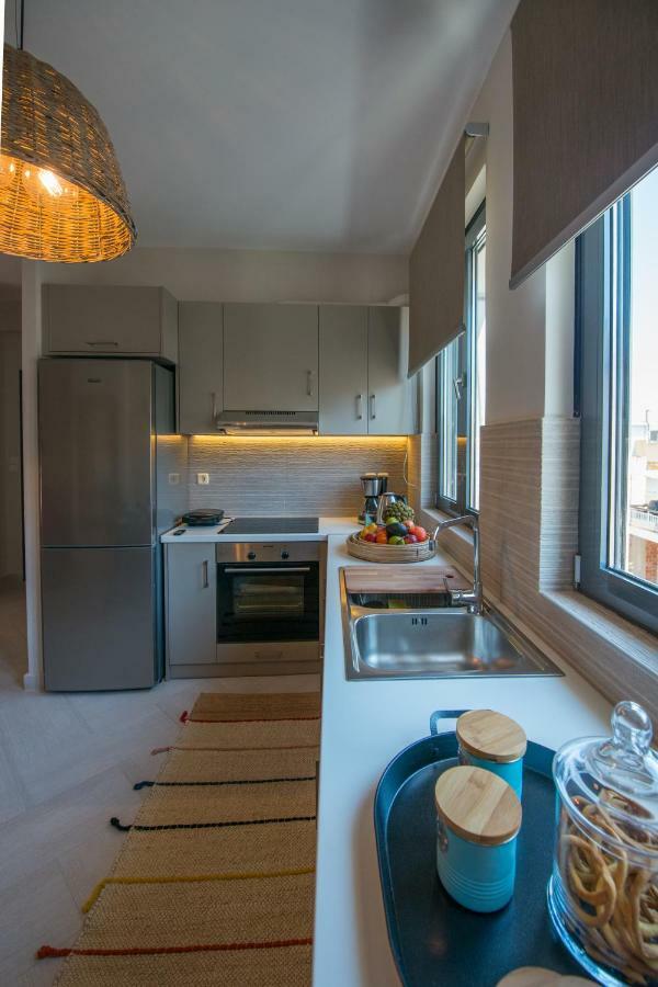 Marios Home, A Cozy And Spacious Apartment Near Downtown Preveza Exterior photo